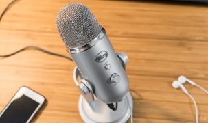 Công cụ mới của Google Classroom dùng Gemini để biến bài học thành các tập podcast