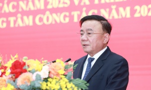 Tiếp tục đổi mới mạnh mẽ tư duy và hành động, củng cố vững chắc khối đại đoàn kết toàn dân tộc