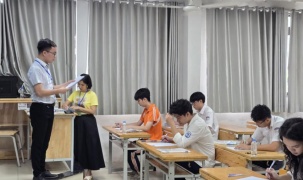 Tuyển sinh đại học 2026: Nhiều trường bỏ khối C00, A00 ở các ngành đào tạo