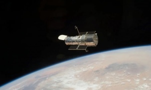 Kính viễn vọng Hubble có thể rơi xuống Trái Đất sớm hơn dự kiến