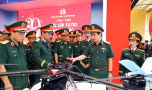 Đẩy mạnh xây dựng Quân đội, củng cố quốc phòng, bảo vệ vững chắc Tổ quốc trong giai đoạn mới