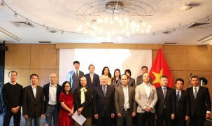 Nâng cao năng lực KHCN trong nước với sự tham gia của tri thức kiều bào