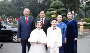 Tổng Bí thư, Chủ tịch nước Lào và Phu nhân rời Hà Nội, kết thúc chuyến thăm cấp Nhà nước đến Việt Nam