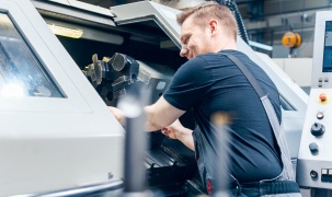 Xu hướng CNC 2026: Dữ liệu, tự động hóa và công nghệ lai