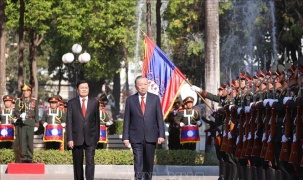 Lễ đón trọng thể Tổng Bí thư Tô Lâm tại thủ đô Vientiane (Lào)