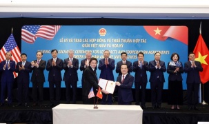 Bộ KH&CN trao Giấy phép cung cấp dịch vụ viễn thông vệ tinh cho Starlink