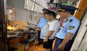 Kinh doanh trang sức vàng giả nhãn hiệu, một cơ sở bị phạt hơn 200 triệu đồng