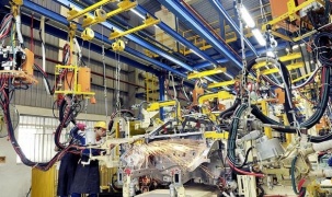 PMI tháng 2 đạt 54,3 điểm, ngành sản xuất Việt Nam bứt phá