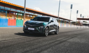  Mua xe 0 đồng với lãi suất cố định, VinFast VF 7 tăng sức nóng trong phân khúc C-SUV