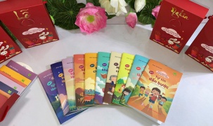 Cùng con lớn lên từ những trang sách yêu thương