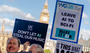 Kế hoạch cải cách luật bản quyền tại Anh bị trì hoãn trước sức ép của AI và ngành sáng tạo