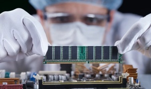 Gián đoạn nguồn cung heli sản xuất bán dẫn, quốc gia nào hưởng lợi?