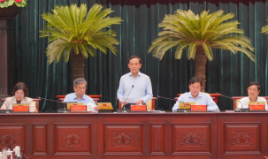 TP. Hồ Chí Minh phấn đấu tăng trưởng hơn 10%, đẩy mạnh đổi mới khoa học công nghệ