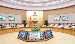 Thủ tướng chủ trì phiên họp thường kỳ và Hội nghị trực tuyến Chính phủ với địa phương