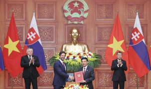 Việt Nam, Slovakia trao nhiều văn kiện hợp tác quan trọng