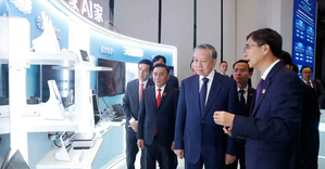 Tổng Bí thư, Chủ tịch nước Tô Lâm tham quan Trung tâm trí tuệ nhân tạo Trung Quốc-ASEAN