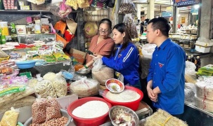 Lan tỏa “Bình dân học vụ số” qua các mô hình “Đại sứ số”, “Gia đình số”, “Chợ số - Nông thôn số”