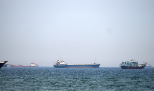 Mỹ kêu gọi quốc tế chung tay mở lại eo biển Hormuz