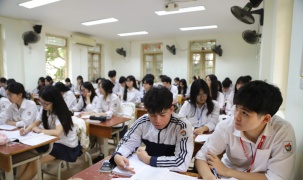 Thi tốt nghiệp THPT 2026: Thí sinh đăng ký miễn thi ngoại ngữ giảm mạnh