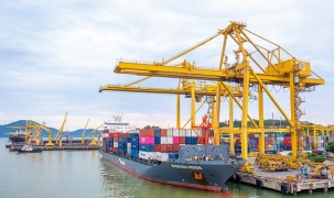 Logistics xanh: Cuộc chuyển đổi không thể chậm chân