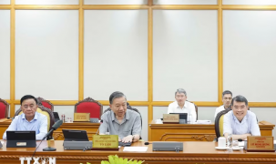 Bộ Chính trị cho ý kiến hoàn thiện thể chế vượt trội, tạo động lực mới để TPHCM phát triển nhanh, bền vững