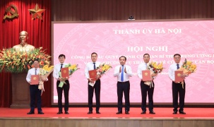 Hà Nội công bố các Quyết định của Ban Bí thư Trung ương Đảng và Ban Thường vụ Thành ủy về công tác cán bộ