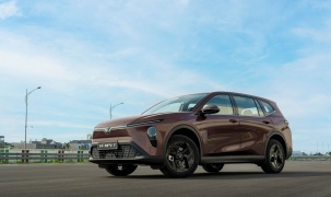 Mua VinFast VF MPV 7 trong tháng 5, nhận đủ “bộ ba” ưu đãi hàng chục triệu đồng