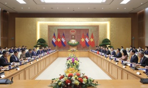 Thủ tướng Lê Minh Hưng hội đàm với Thủ tướng Campuchia Hun Manet