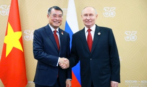 Thủ tướng Chính phủ Lê Minh Hưng hội kiến Tổng thống Nga Vladimir Putin