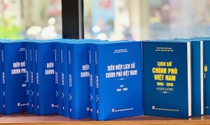 Nhìn lại hành trình điều hành đất nước của Chính phủ qua hai công trình sử liệu đồ sộ