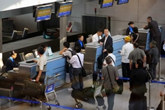 Chính phủ nới lỏng điều kiện, rút ngắn thời gian hủy bỏ tạm hoãn xuất cảnh do nợ thuế