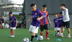 CLB Hà Nội mở rộng hệ sinh thái đào tạo, đưa bóng đá đến gần hơn với trẻ em Thủ đô