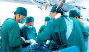 Bệnh viện Nhi Hà Nội cấy điện cực ốc tai thành công, mở cơ hội nghe cho trẻ điếc bẩm sinh