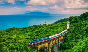 Quảng Trị khai thác tàu du lịch Huế - Phong Nha kết nối chuỗi di sản