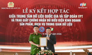 FPT được Bộ Công An trao Giấy chứng nhận đủ điều kiện kinh doanh sản phẩm, dịch vụ trung gian dữ liệu