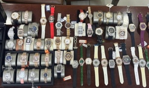 Kinh doanh đồng hồ giả mạo nhãn hiệu 18 thương hiệu xa xỉ, chủ Thái Trinh Luxury Watch bị khởi tố