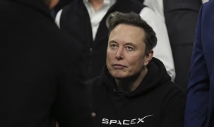 Elon Musk tuyên bố nền tảng ai grok imagine của ông sẽ chuyển thể tác phẩm odyssey 'chính xác về mặt lịch sử' vào cuối năm nay