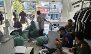 Thanh Hóa: Chuyển hồ sơ điều tra hành vi công khai bày bán hàng xâm phạm quyền sở hữu công nghiệp