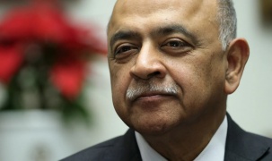 CEO krishna của IBM nỗ lực trấn an các nhà đầu tư rằng ai sẽ không làm gián đoạn mảng phần mềm của công ty