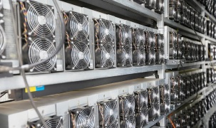 Cổ phiếu tiền mã hóa tăng giá nhờ sự dịch chuyển dòng tiền từ hạ tầng AI; các công ty khai thác bitcoin tụt lại phía sau