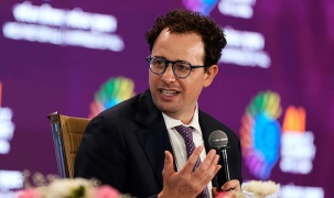 CEO Dario Amodei của Anthropic khẳng định công ty không ủng hộ việc cấm các mô hình trọng số mở 