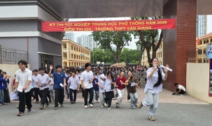 Tuyển sinh đại học 2026 chuyển sang xét tuyển tổng hợp, giảm phụ thuộc điểm thi tốt nghiệp THPT