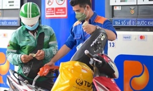 Hà Nội xử phạt 7 thương nhân phân phối xăng dầu, 2 doanh nghiệp bị tước giấy phép