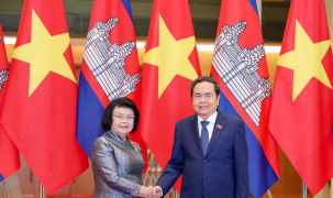 Việt Nam - Campuchia phấn đấu đưa thương mại song phương đạt 20 tỷ USD