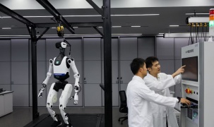 Chính quyền Trump cấm các robot hình người mới của Trung Quốc để bảo vệ hạ tầng AI của Mỹ
