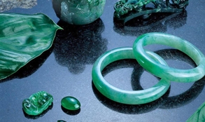 Cơn sốt ngọc phỉ thúy trong giới trẻ: Trang sức cá nhân hay một khoản đầu tư?