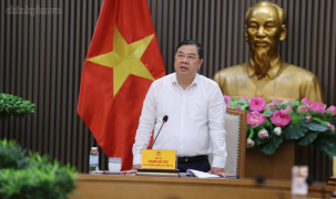Phó Thủ tướng Thường trực Phạm Gia Túc: Ưu tiên thu gom, vận chuyển rác thải khi thí điểm xe ba bánh điện
