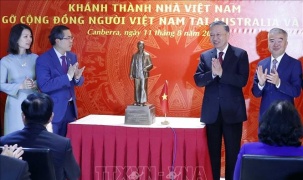 Tổng Bí thư, Chủ tịch nước Tô Lâm dự lễ khánh thành Nhà Việt Nam, gặp gỡ cộng đồng người Việt