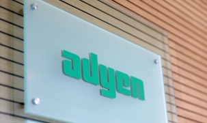 Adyen nâng dự báo doanh thu nhờ thương vụ thâu tóm, cổ phiếu tăng vọt