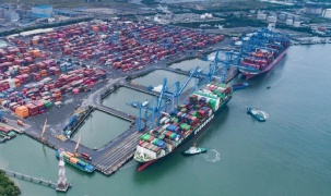 Chiến lược xuất nhập khẩu mới hướng tới tăng trưởng hai con số và cân bằng động